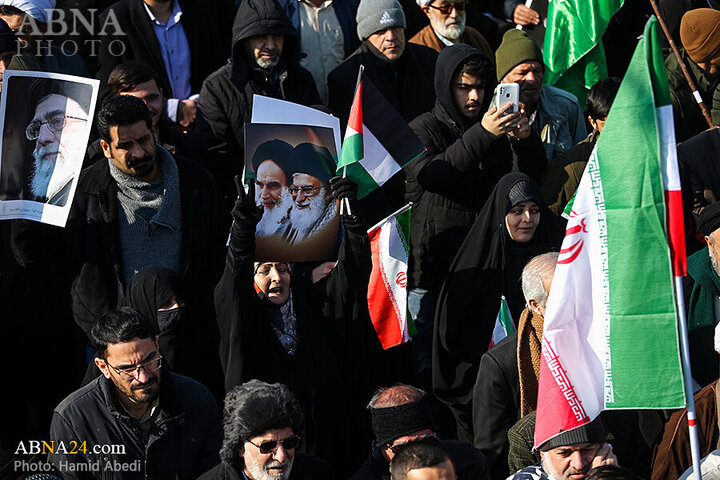 Photos (1): 22 Bahman rally held in Qom