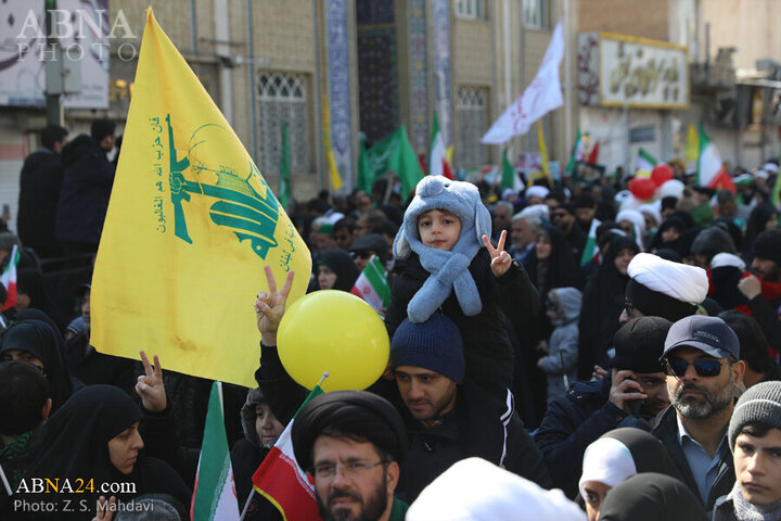 Photos (2): 22 Bahman rally held in Qom