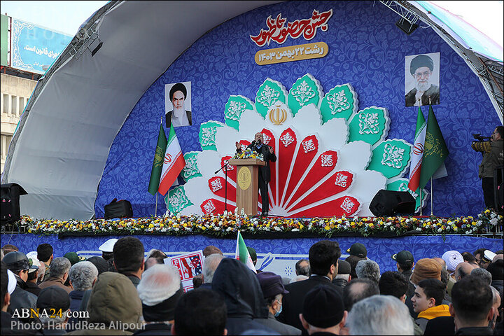 Photos: 22 Bahman rally held in Rasht, Iran