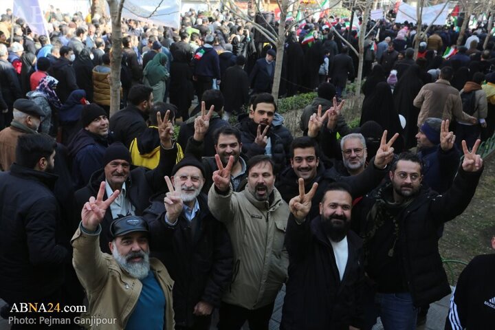 Photos: 22 Bahman rally held in Isfahan