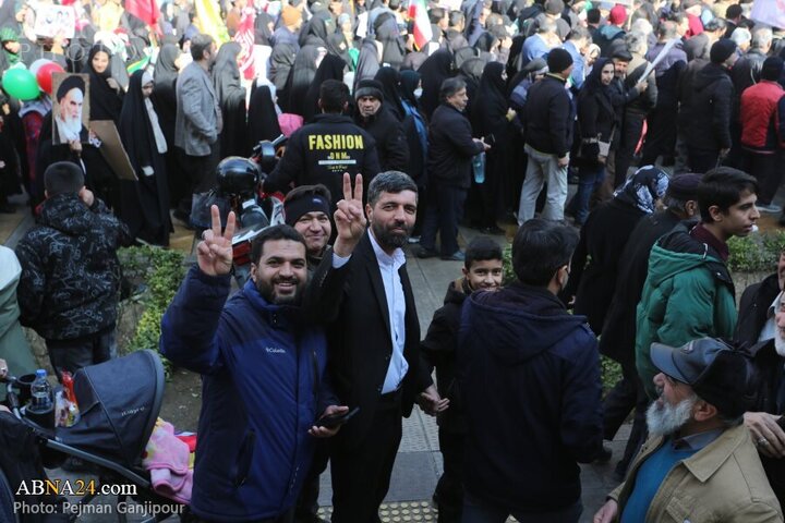 Photos: 22 Bahman rally held in Isfahan