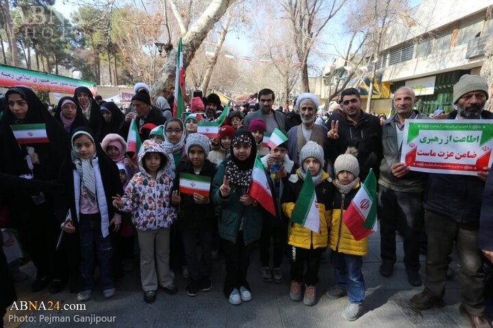 Photos: 22 Bahman rally held in Isfahan