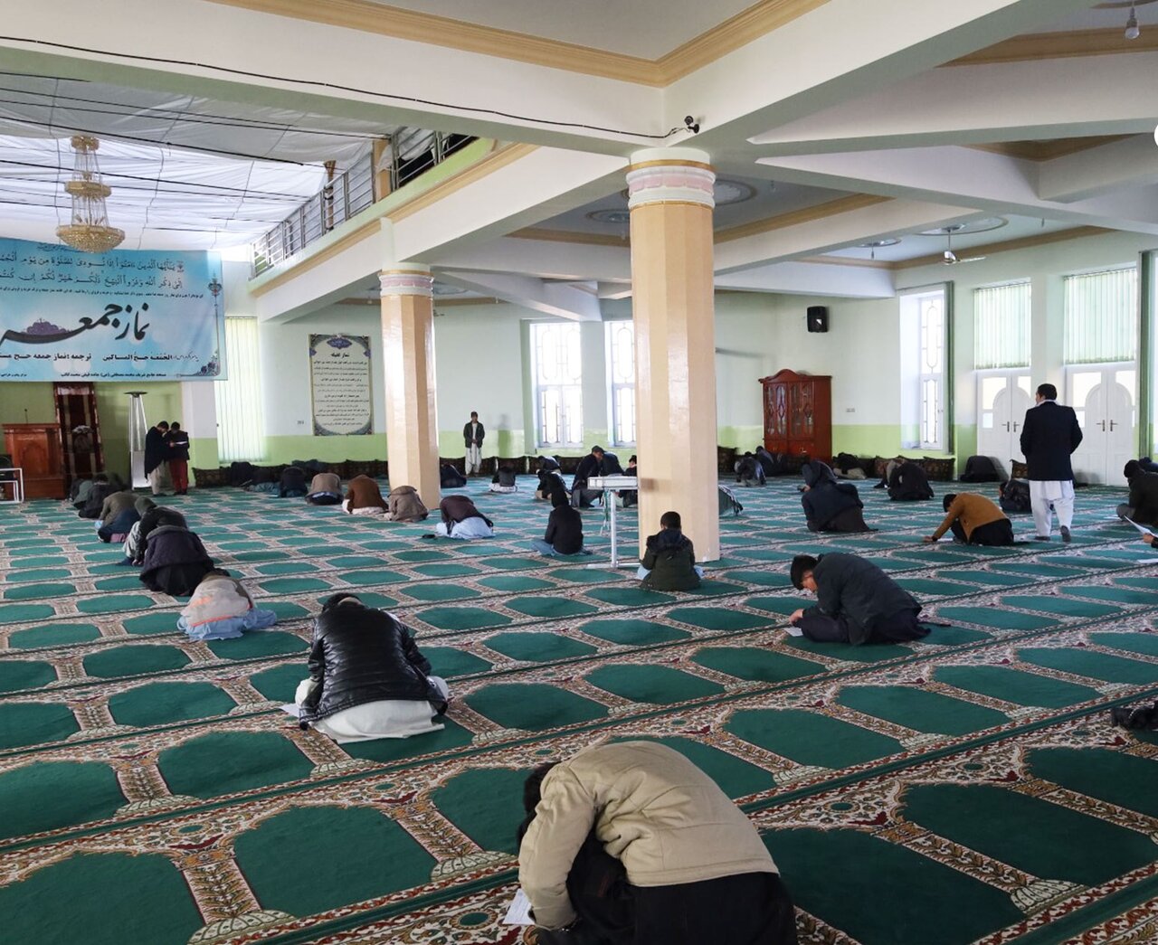 برگزاری مسابقه کتاب‌خوانی «مهدی موعود(عج)؛ نجات‌بخش آخرالزمان» در غزنی افغانستان + تصاویر