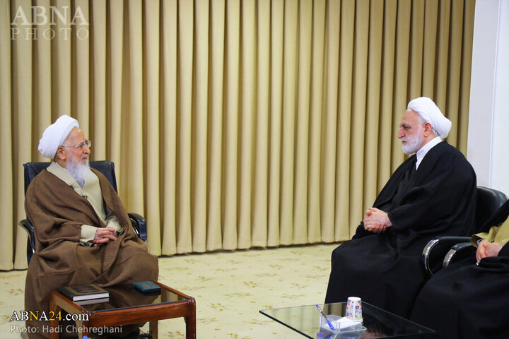 Photos: Iran Judiciary chief meets with Grand Ayatollahs in Qom