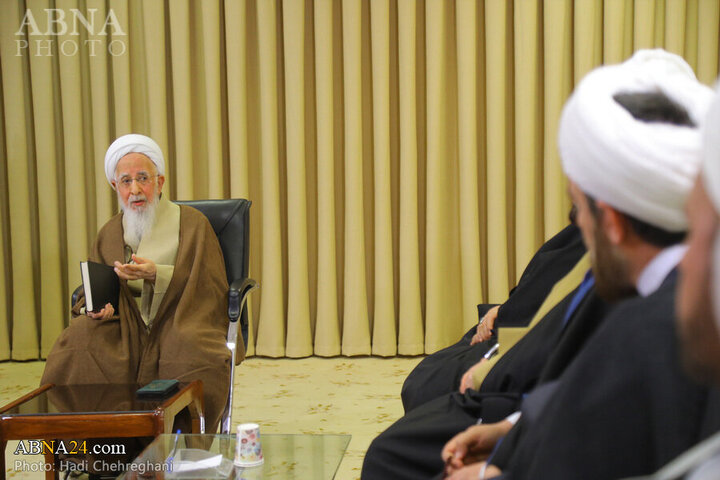 Photos: Iran Judiciary chief meets with Grand Ayatollahs in Qom