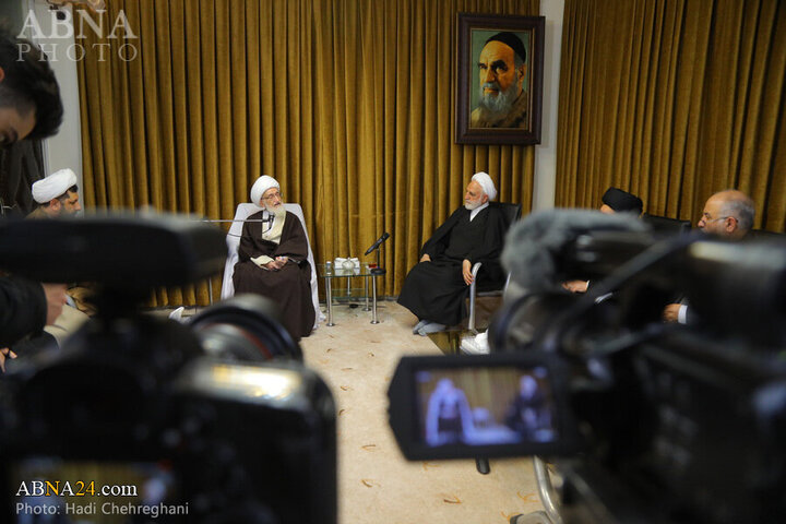 Photos: Iran Judiciary chief meets with Grand Ayatollahs in Qom