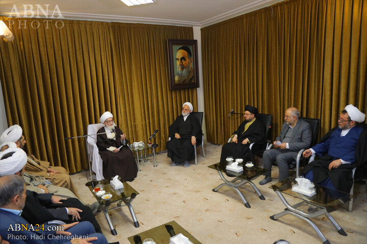 Photos: Iran Judiciary chief meets with Grand Ayatollahs in Qom