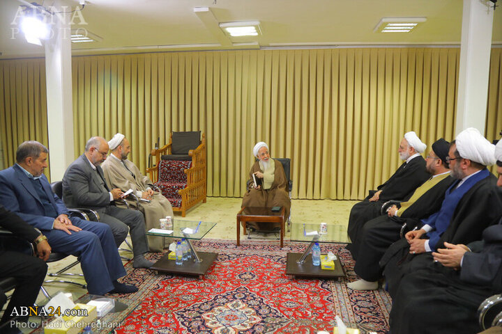 Photos: Iran Judiciary chief meets with Grand Ayatollahs in Qom