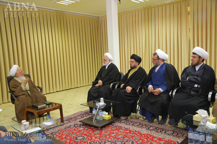 Photos: Iran Judiciary chief meets with Grand Ayatollahs in Qom