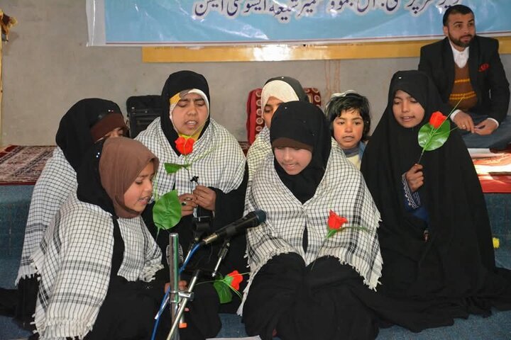 Shia Girls in Kashmir join birth celebration of Imam Zaman