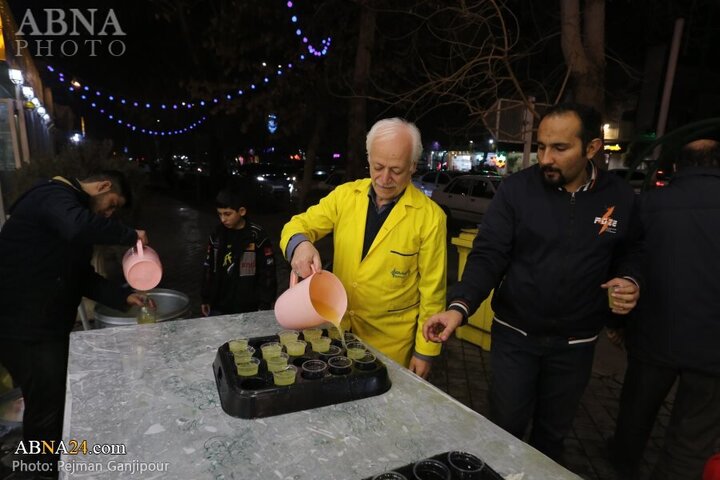 تقرير مصور/ مواكب خدمية تنتشر في مدينة أصفهان لتقديم الخدمات بمناسبة ولادة الإمام الحجة(عج)