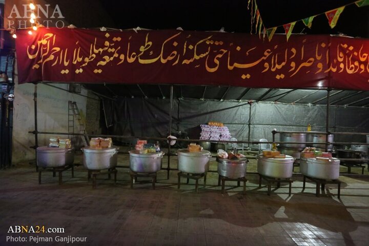 تقرير مصور/ مواكب خدمية تنتشر في مدينة أصفهان لتقديم الخدمات بمناسبة ولادة الإمام الحجة(عج)