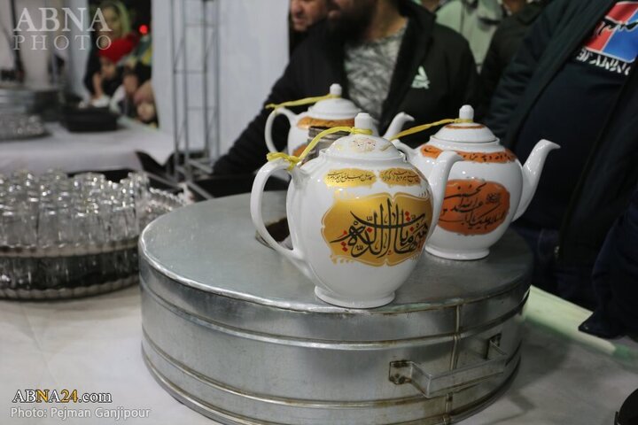 تقرير مصور/ مواكب خدمية تنتشر في مدينة أصفهان لتقديم الخدمات بمناسبة ولادة الإمام الحجة(عج)