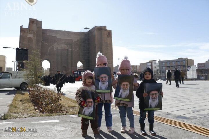 Photos: Public gathering in Tabriz in support of statements of Imam Khamenei