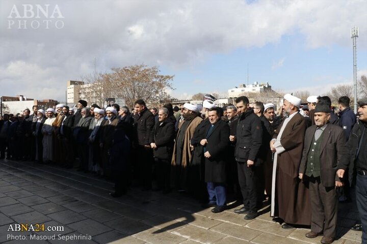 Photos: Public gathering in Tabriz in support of statements of Imam Khamenei