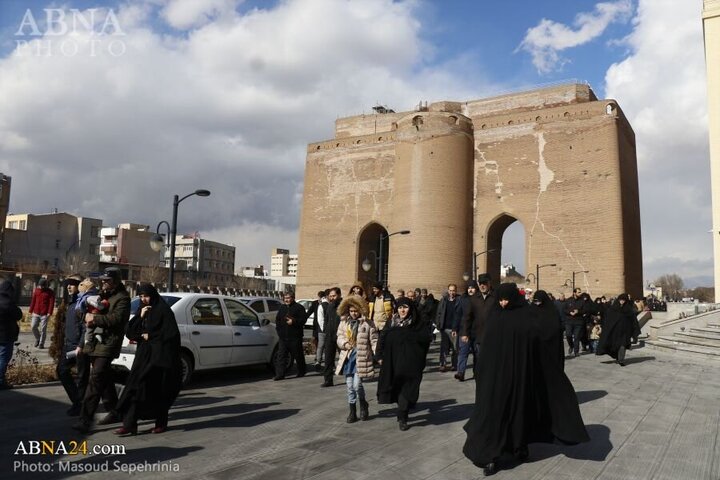 Photos: Public gathering in Tabriz in support of statements of Imam Khamenei