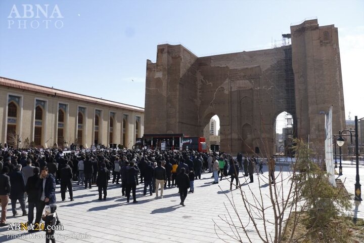 Photos: Public gathering in Tabriz in support of statements of Imam Khamenei