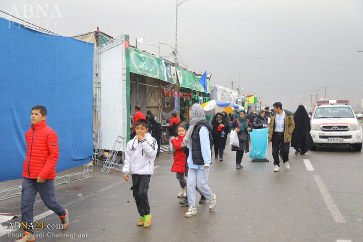 Photos: Huge number of pilgrims march towards Jamkaran mosque