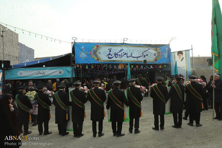 Photos: Qom's Imamzadehs Mawkibs serve pilgrims during Mid-Sha'ban Eid