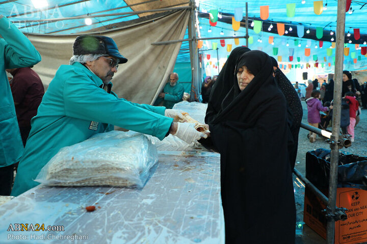 Photos: Qom's Imamzadehs Mawkibs serve pilgrims during Mid-Sha'ban Eid