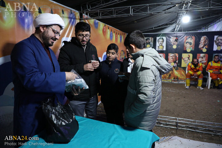 Photos: Qom's Imamzadehs Mawkibs serve pilgrims during Mid-Sha'ban Eid