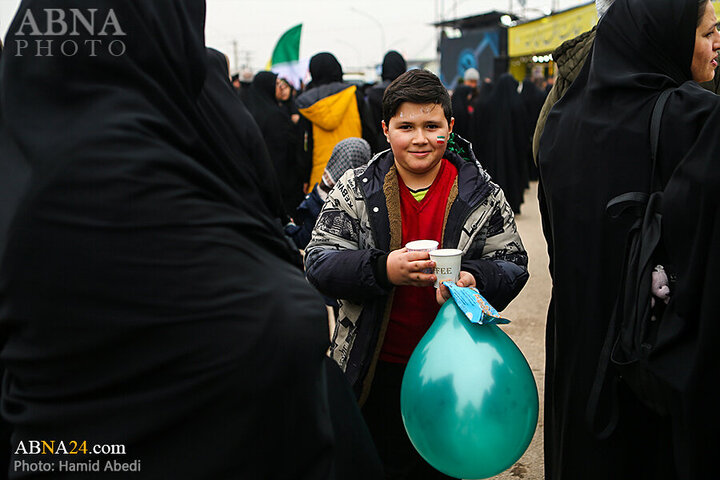 Photos: Mawkibs serve pilgrims in walking route toward Jamkaran Mosque on Mid-Shaban