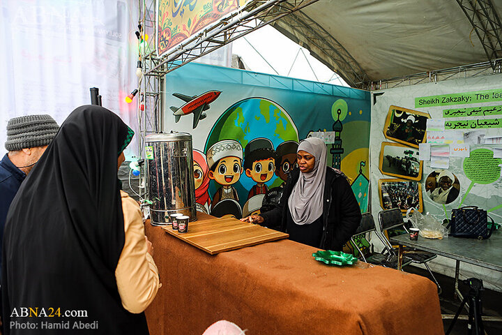 Photos: Mawkibs serve pilgrims in walking route toward Jamkaran Mosque on Mid-Shaban