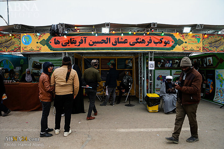 Photos: Mawkibs serve pilgrims in walking route toward Jamkaran Mosque on Mid-Shaban