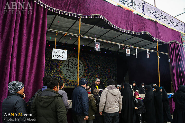 Photos: Mawkibs serve pilgrims in walking route toward Jamkaran Mosque on Mid-Shaban