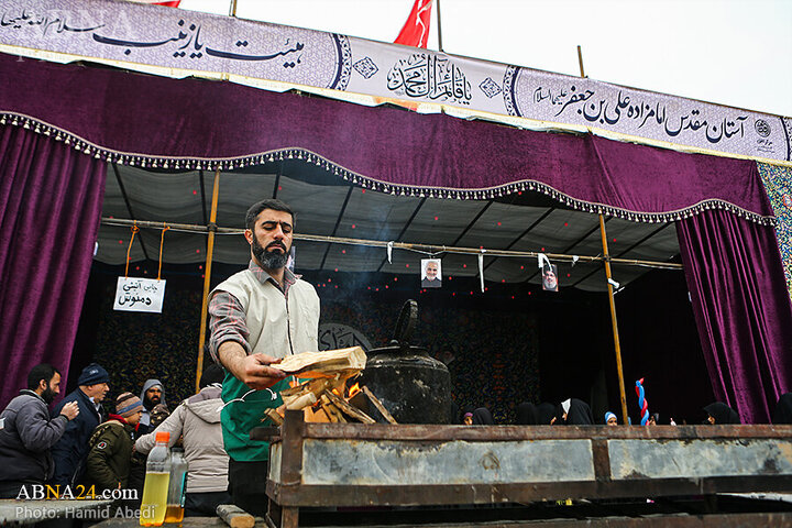 Photos: Mawkibs serve pilgrims in walking route toward Jamkaran Mosque on Mid-Shaban