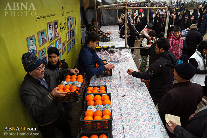 Photos: Mawkibs serve pilgrims in walking route toward Jamkaran Mosque on Mid-Shaban