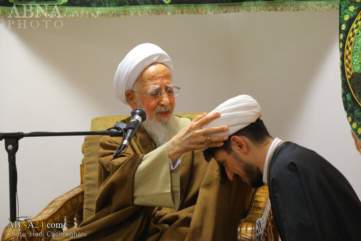 Photos: Turban wearing ceremony held by Grand Ayatollahs on Mid-Sha'ban