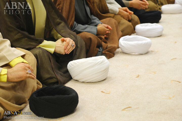 Photos: Turban wearing ceremony held by Grand Ayatollahs on Mid-Sha'ban