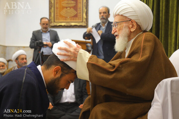 Photos: Turban wearing ceremony held by Grand Ayatollahs on Mid-Sha'ban