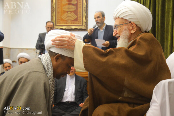 Photos: Turban wearing ceremony held by Grand Ayatollahs on Mid-Sha'ban