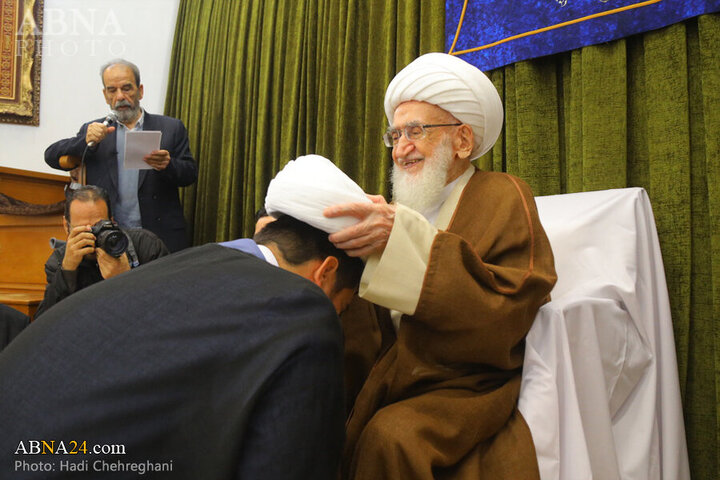 Photos: Turban wearing ceremony held by Grand Ayatollahs on Mid-Sha'ban