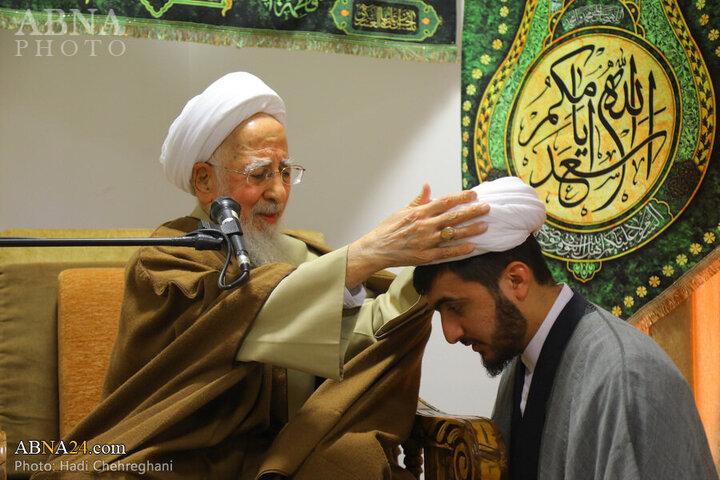 Photos: Turban wearing ceremony held by Grand Ayatollahs on Mid-Sha'ban