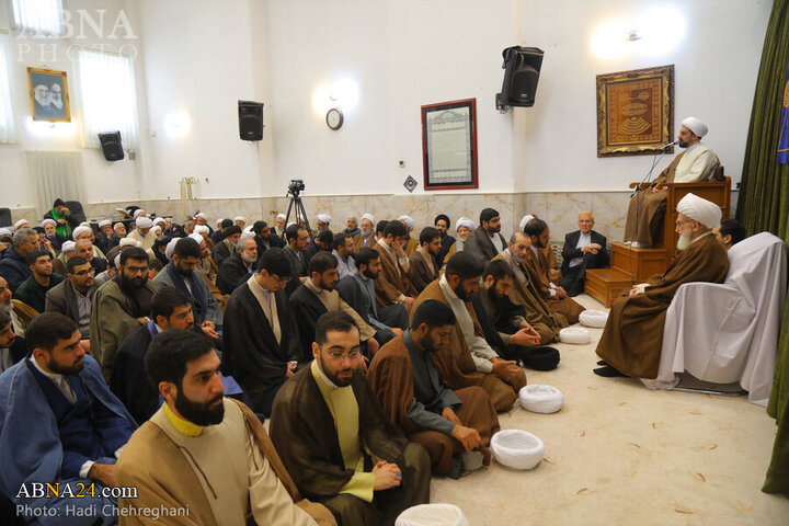 Photos: Turban wearing ceremony held by Grand Ayatollahs on Mid-Sha'ban