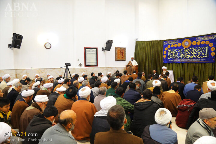 Photos: Turban wearing ceremony held by Grand Ayatollahs on Mid-Sha'ban