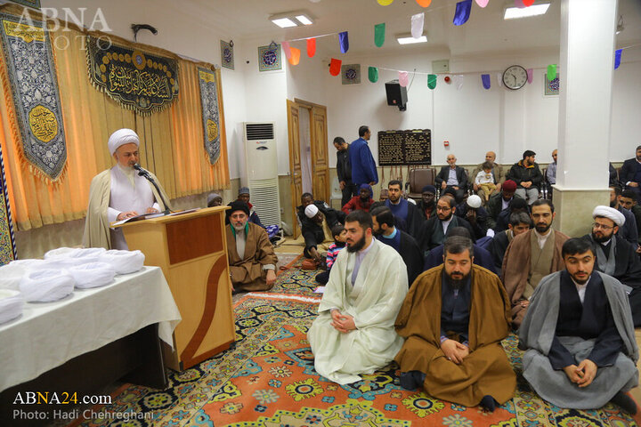 Photos: Turban wearing ceremony held by Grand Ayatollahs on Mid-Sha'ban