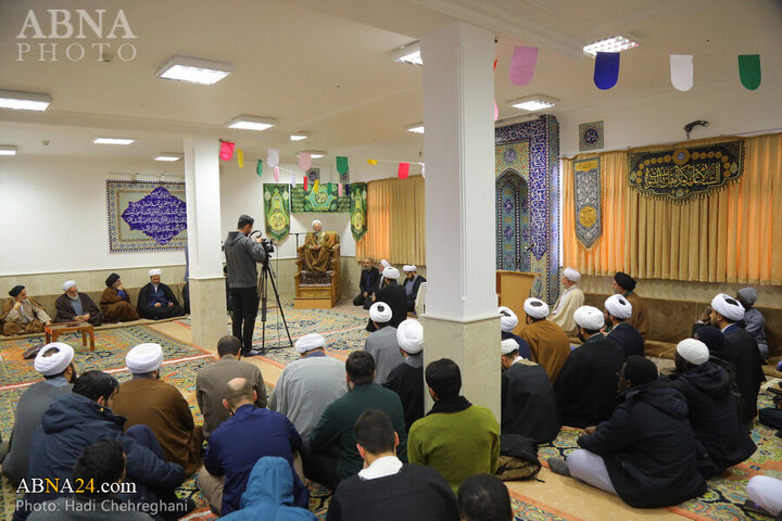 Photos: Turban wearing ceremony held by Grand Ayatollahs on Mid-Sha'ban