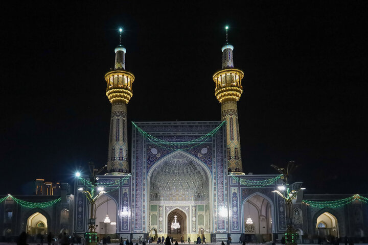 Photos: Imam Reza Shrine on night of Mid-Shaban