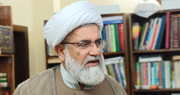 ملت پاکستان صدای خود را در برابر این سیستم ظالم بلند کنند
