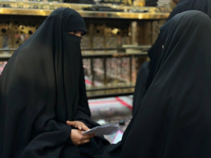 تقدم خدمات متنوعة لزائرات النصف من شعبان