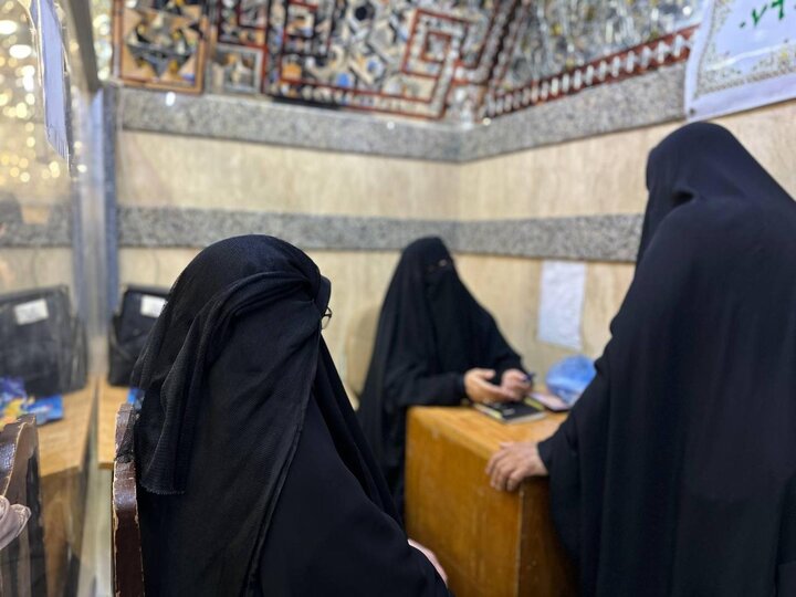 تقدم خدمات متنوعة لزائرات النصف من شعبان