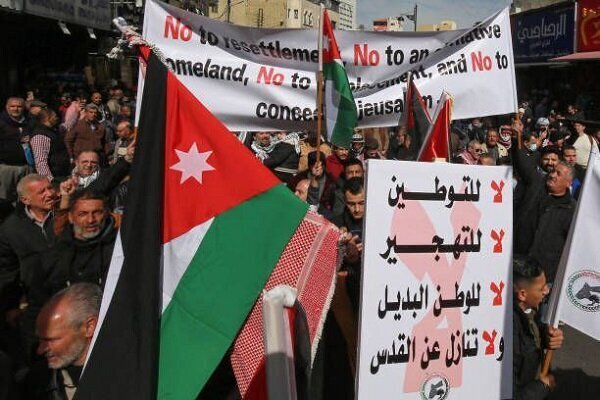 Jordanian citizens hold massive demonstration against Trump's Gaza Displacement Plan