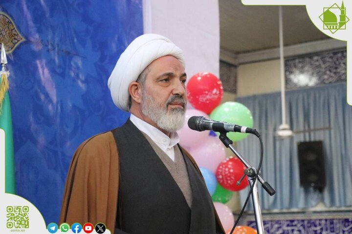 تقرير مصور/ احتفال بهيج بمناسبة ولادة الامام الحجة (عج) في حرم السيدة "زينب" (ع)