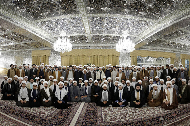 Photos: Turban-wearing ceremony held for Khorasan Seminary clerics held at Astan Quds Razavi