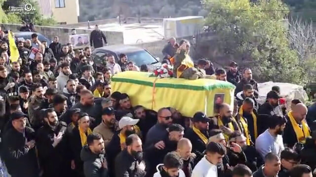 فيديو | حزب الله شييع الشهيد علي حسن قليط "دموع"، في بلدة جويا جنوب لبنان