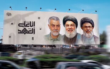 Video: Installation of large image of Haj Qassem Soleimani in Beirut before funeral ceremony of Sayyed Nasrallah